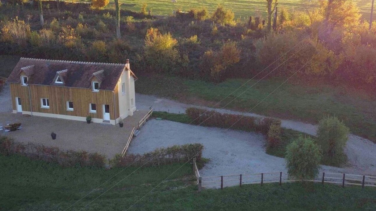 Photo of Outdoor in Saint-Martin-des-Pezerits