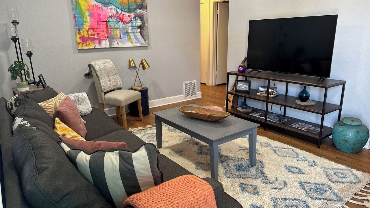 Photo of Livingroom in Parker Lane