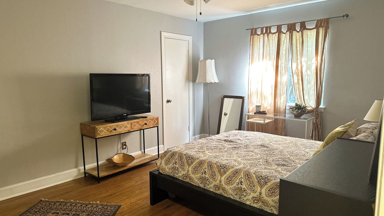 Photo of Bedroom in Parker Lane