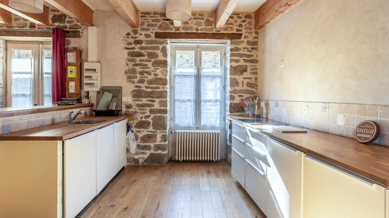 Photo of Kitchen in Saint-Suliac