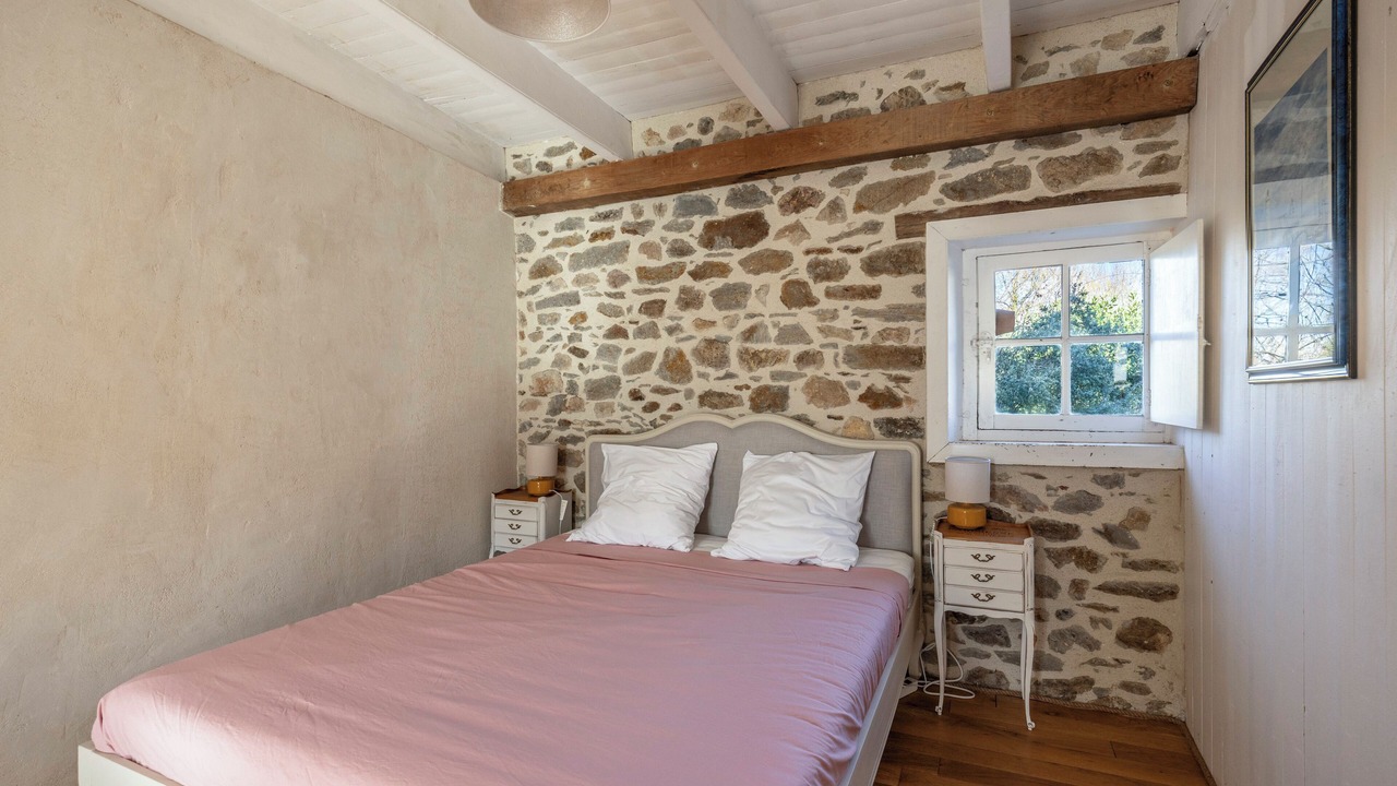 Photo of Bedroom in Saint-Suliac