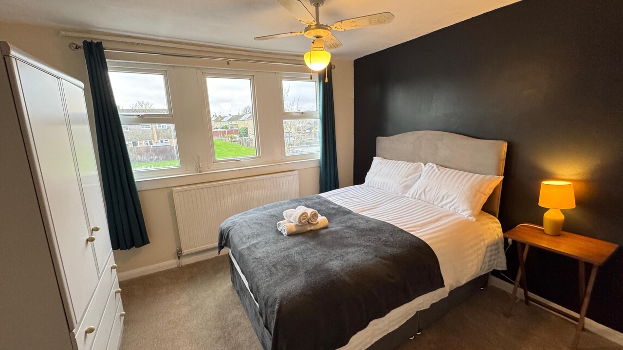 Photo of Bedroom in Brize Norton