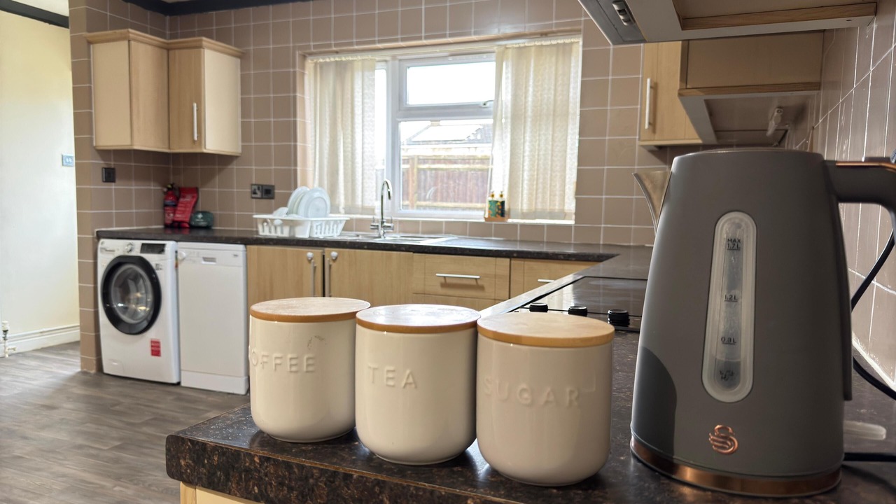 Photo of Kitchen in Brize Norton