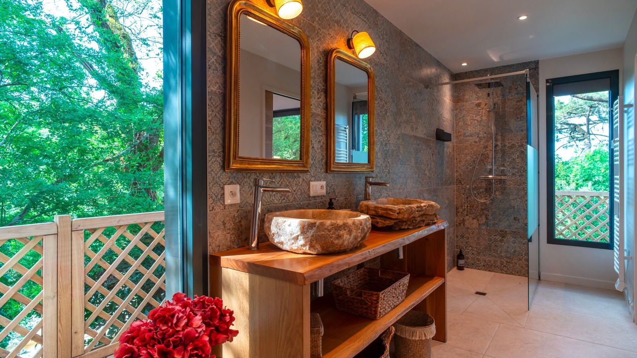 Photo of Bathroom in Carnac