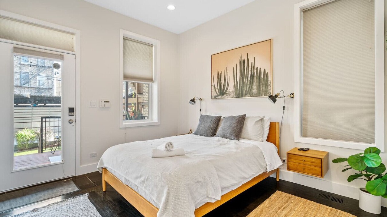 Photo of Bedroom in Wicker Park