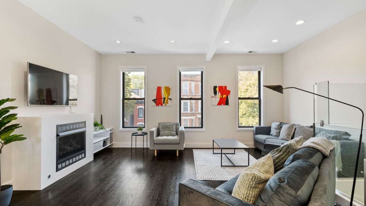 Photo of Livingroom in Wicker Park