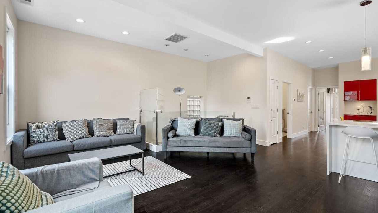 Photo of Livingroom in Wicker Park
