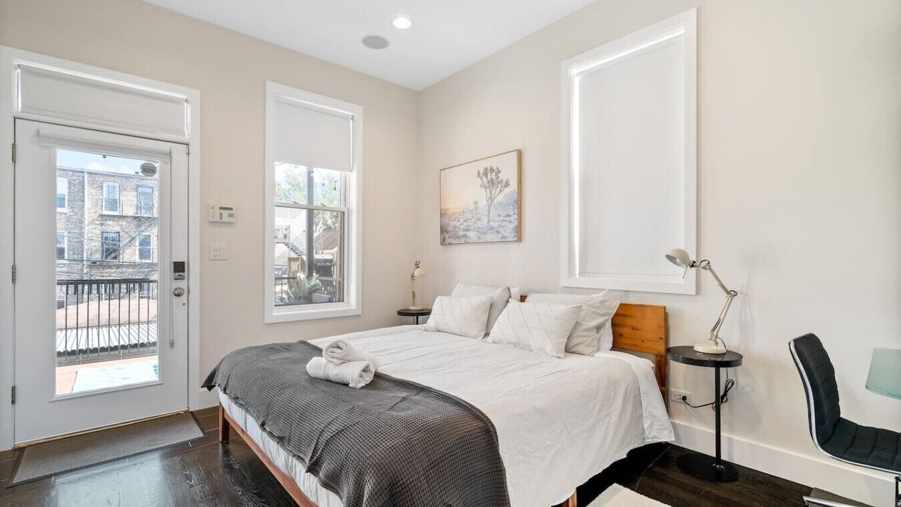 Photo of Bedroom in Wicker Park