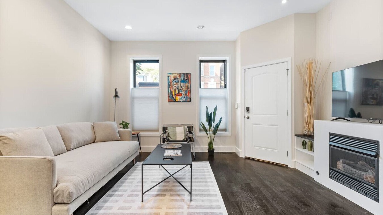 Photo of Livingroom in Wicker Park