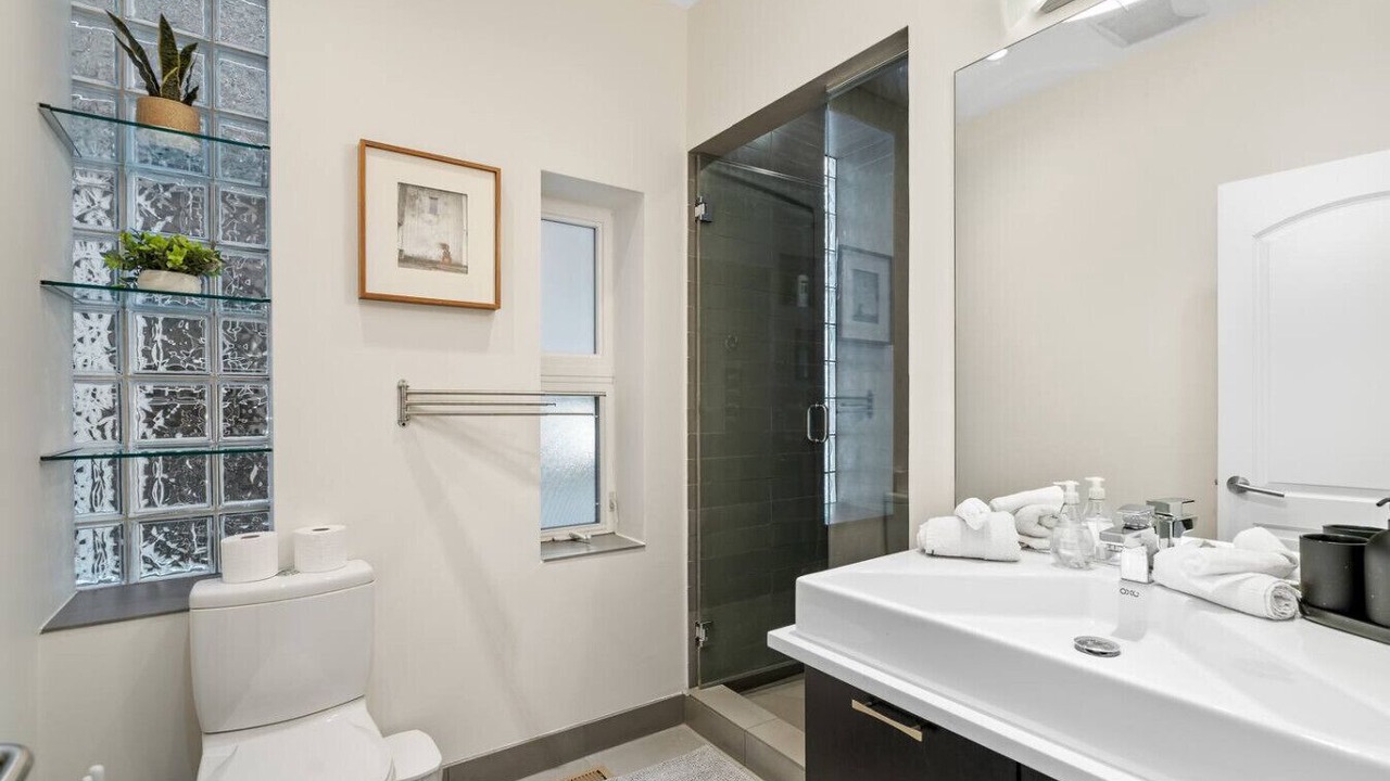 Photo of Bathroom in Wicker Park