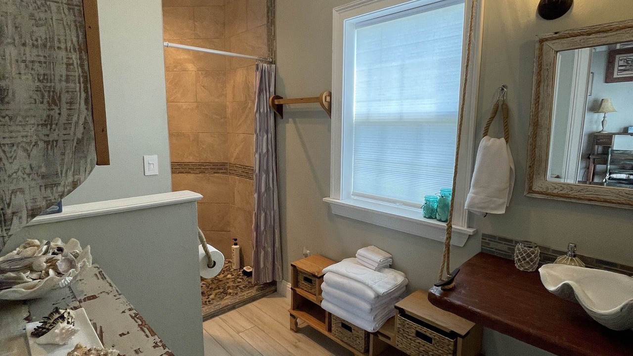 Photo of Bathroom in Morgan City