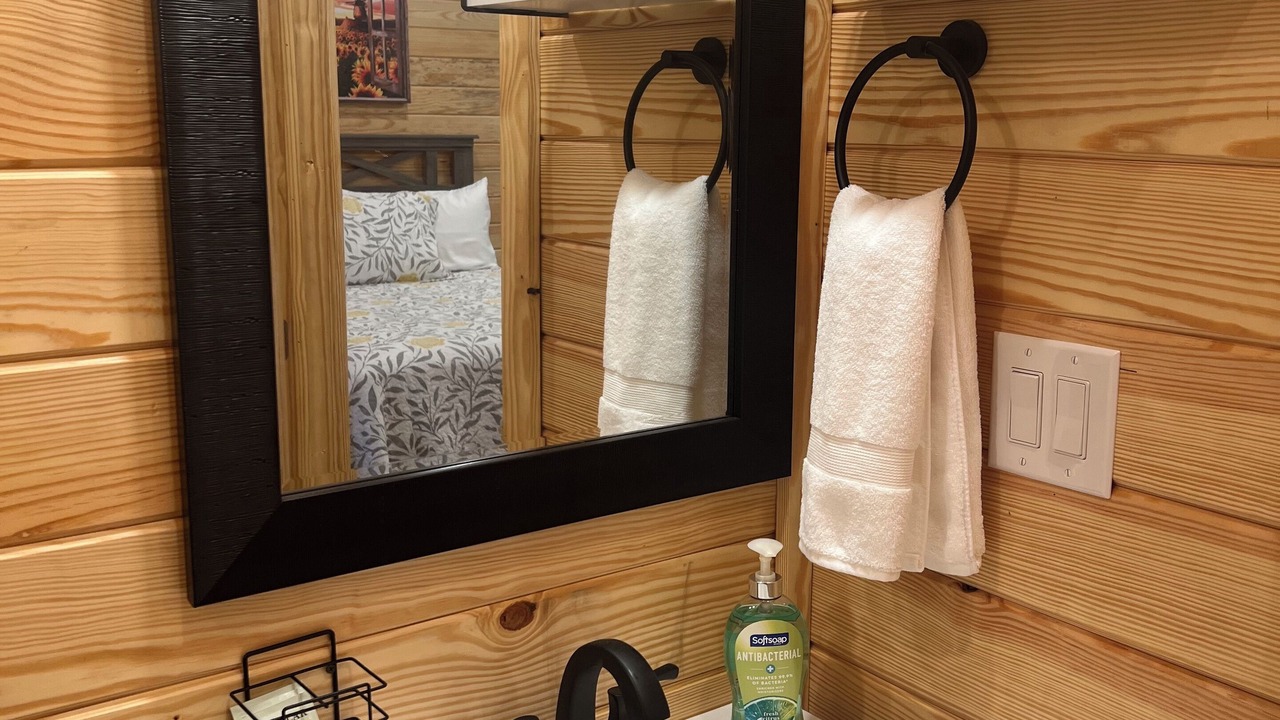 Photo of Bathroom in Lee County
