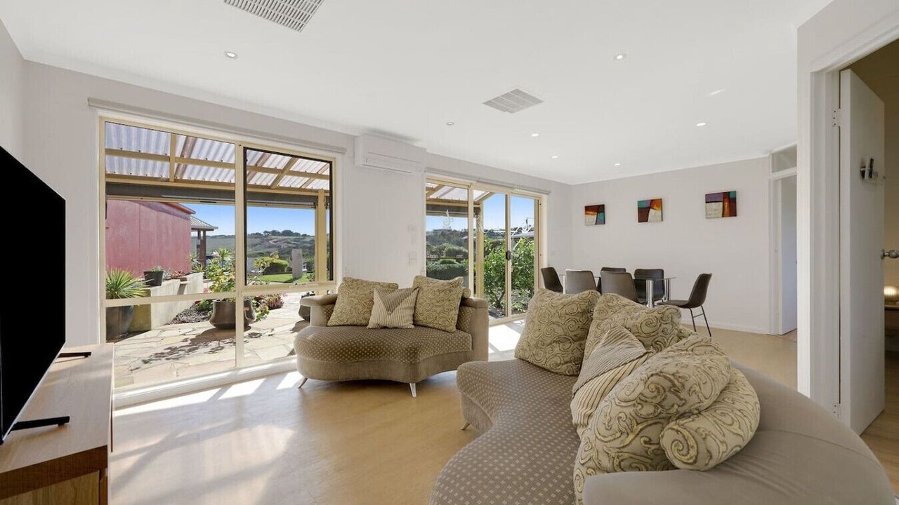 Photo of Livingroom in Warrnambool