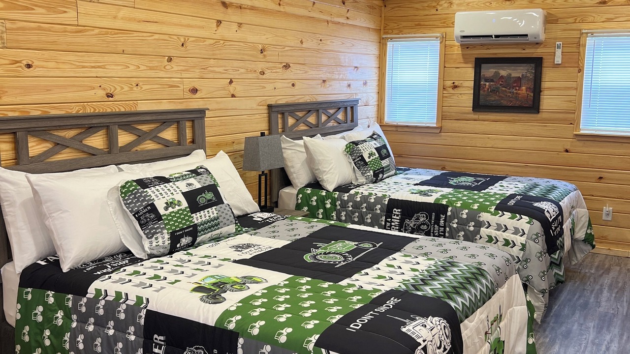 Photo of Bedroom in Lee County
