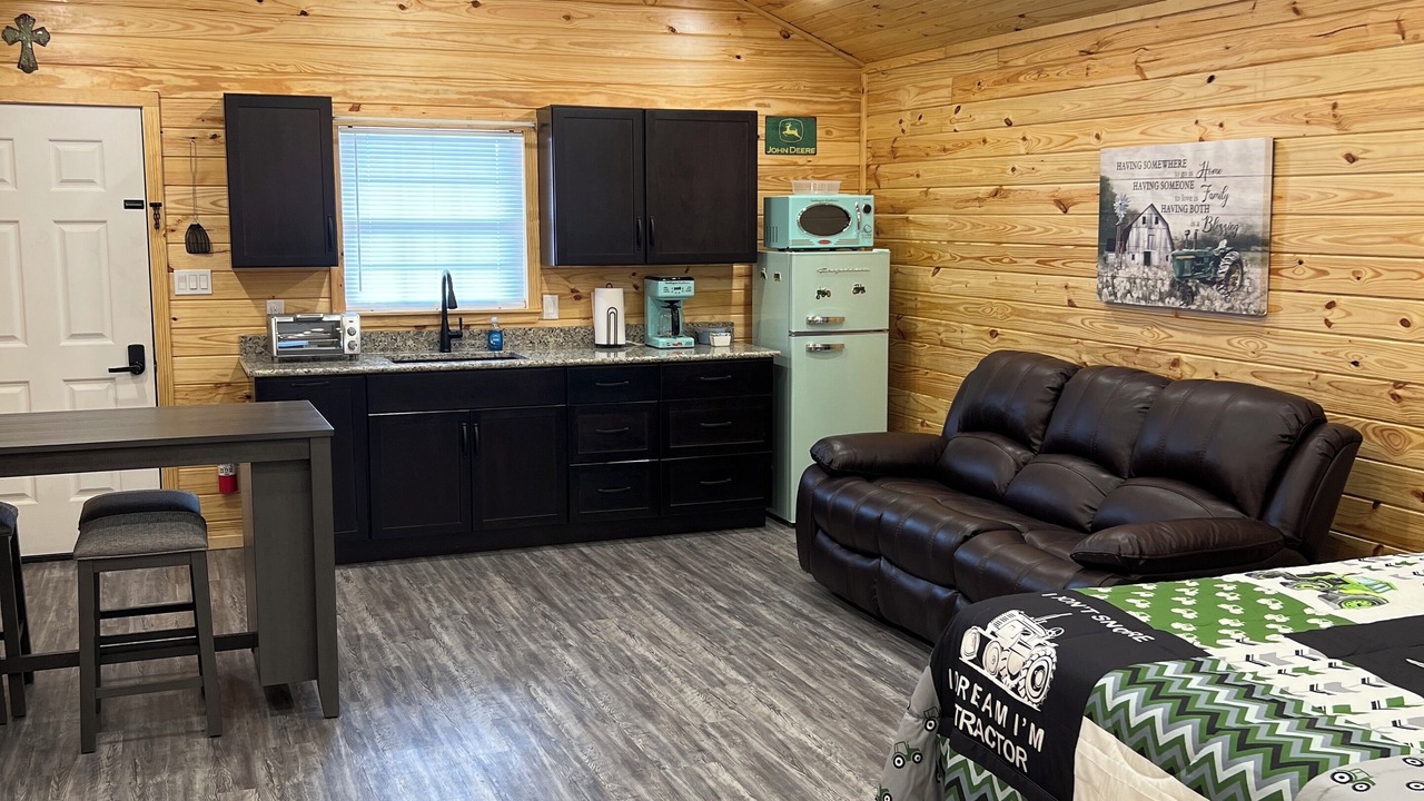 Photo of Bedroom in Lee County