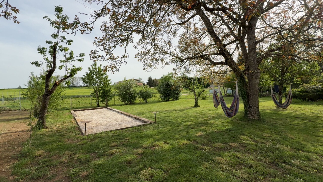 Photo of Others in Savoisy