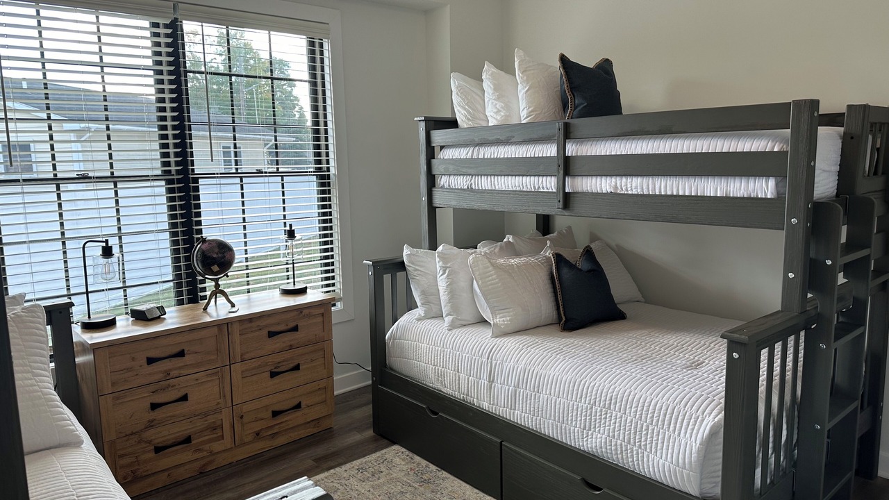 Photo of Bedroom in Bellaire