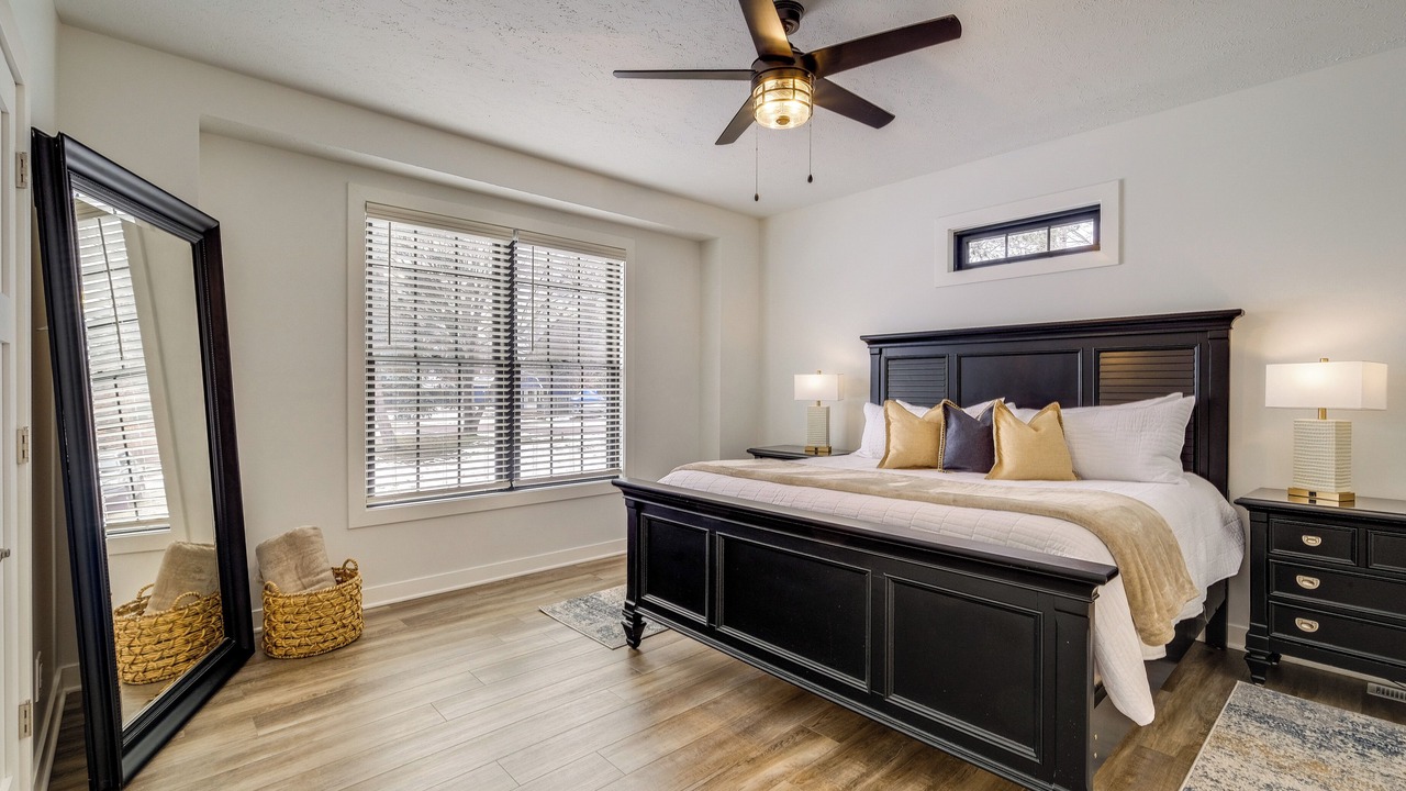 Photo of Bedroom in Bellaire