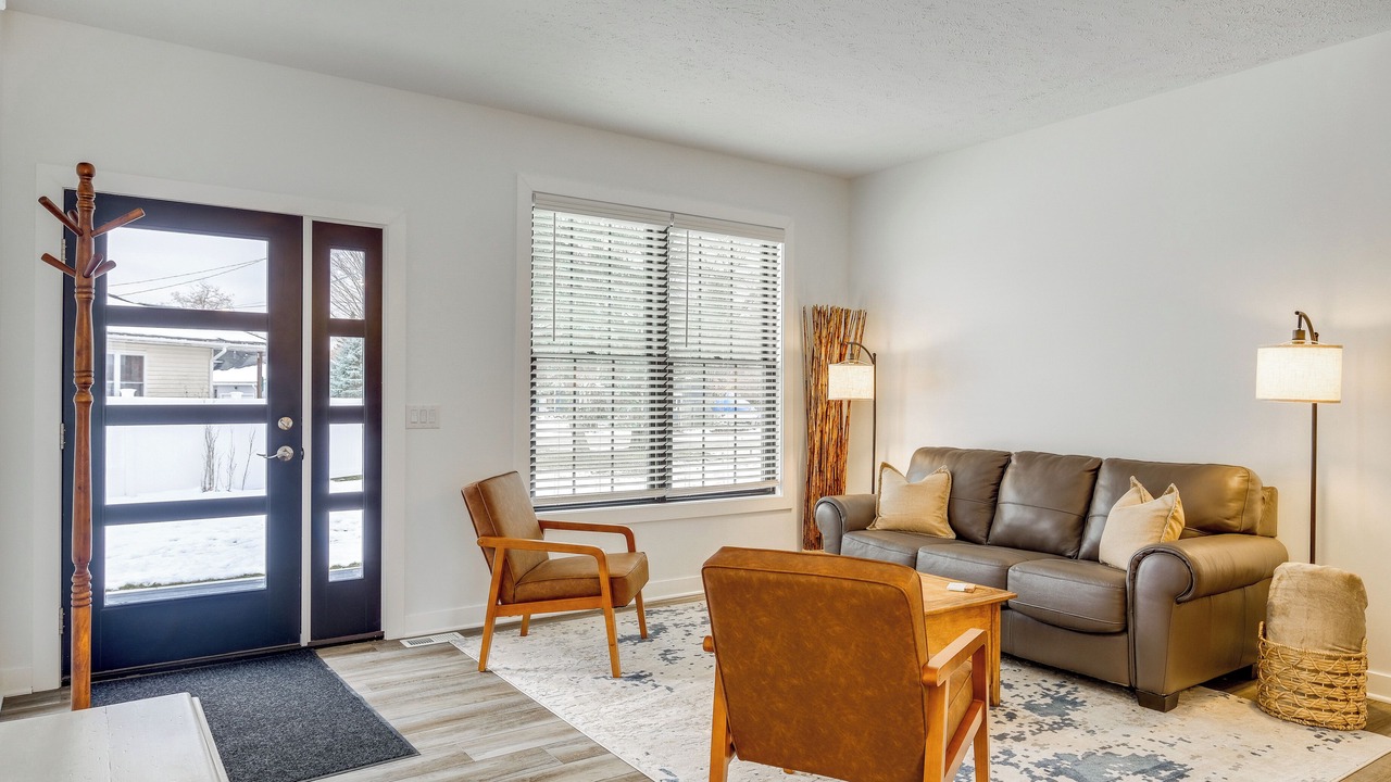Photo of Livingroom in Bellaire