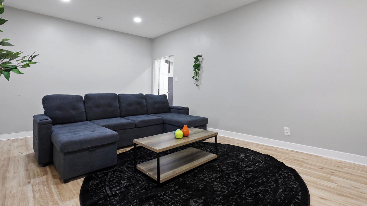 Photo of Livingroom in Forest Park