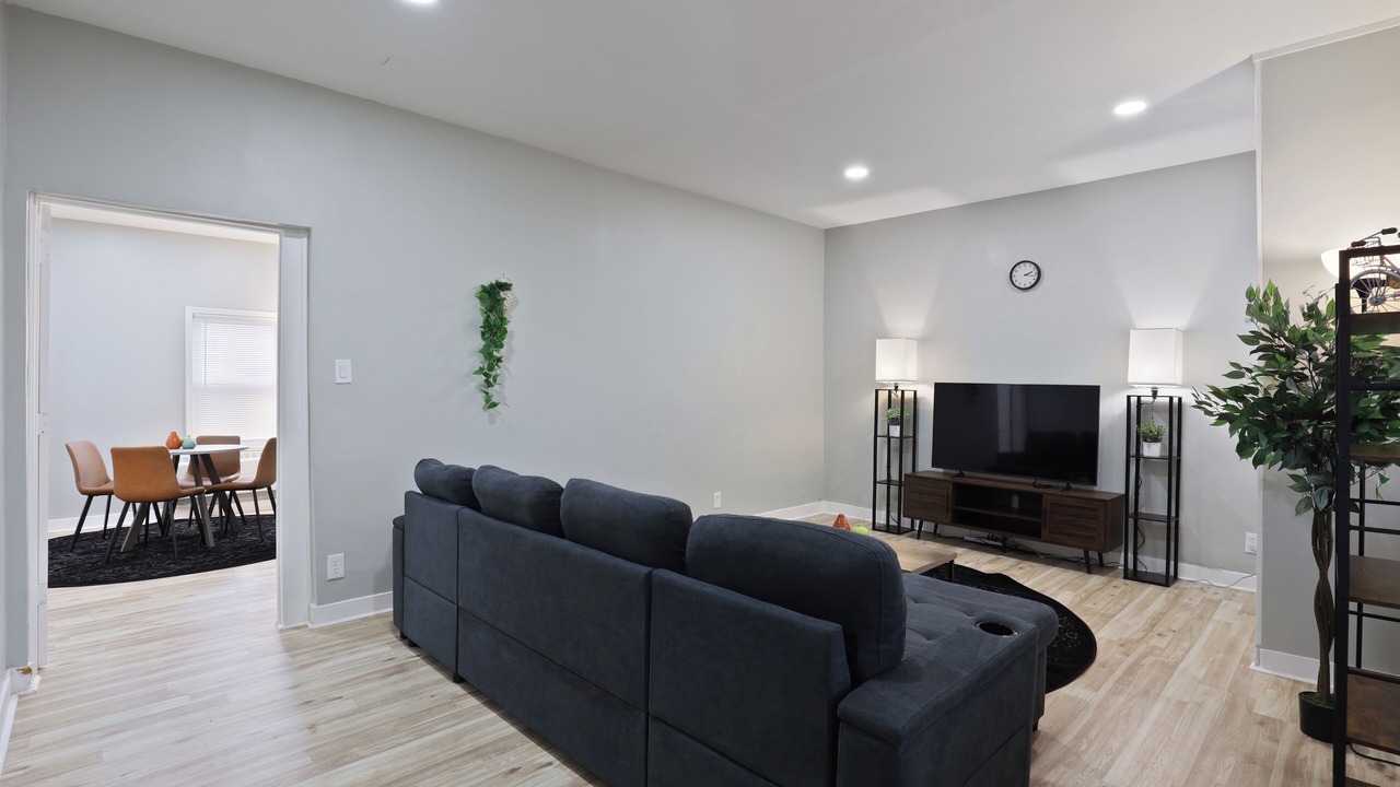 Photo of Livingroom in Forest Park