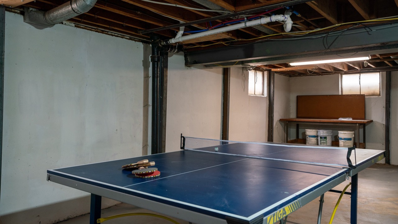 Photo of Bedroom in Nall Hills