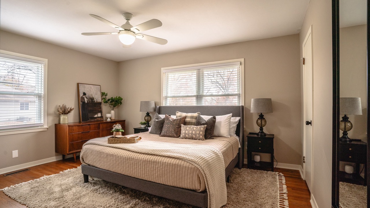 Photo of Bedroom in Nall Hills