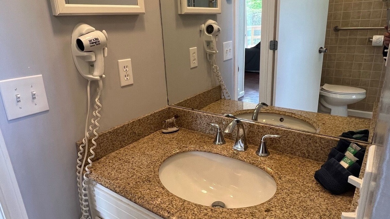 Photo of Bathroom in Saylorsburg