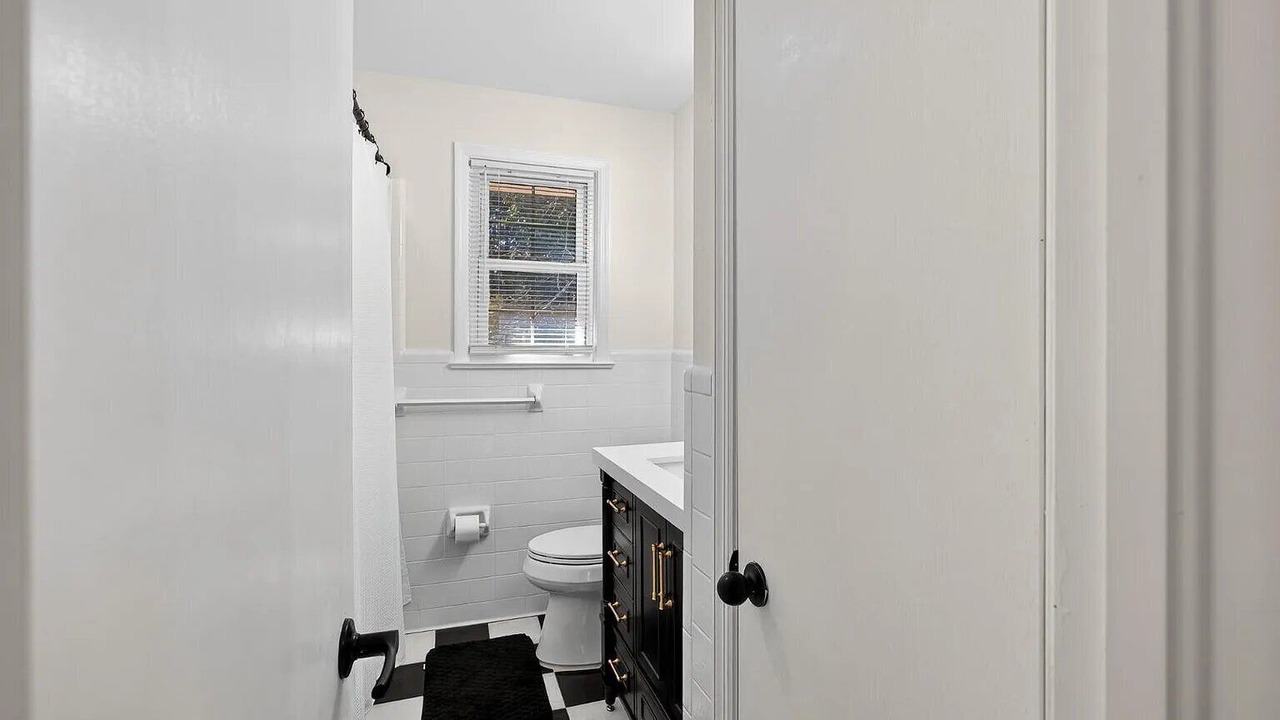 Photo of Bathroom in North Charleston