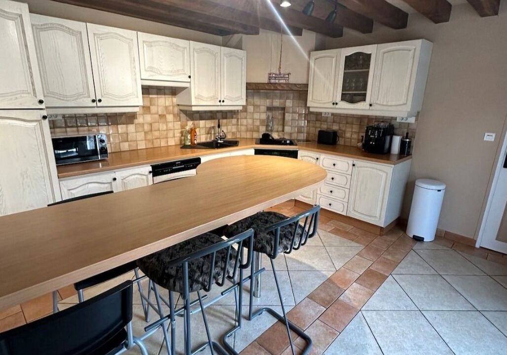 Photo of Kitchen in Auvilliers-en-Gatinais
