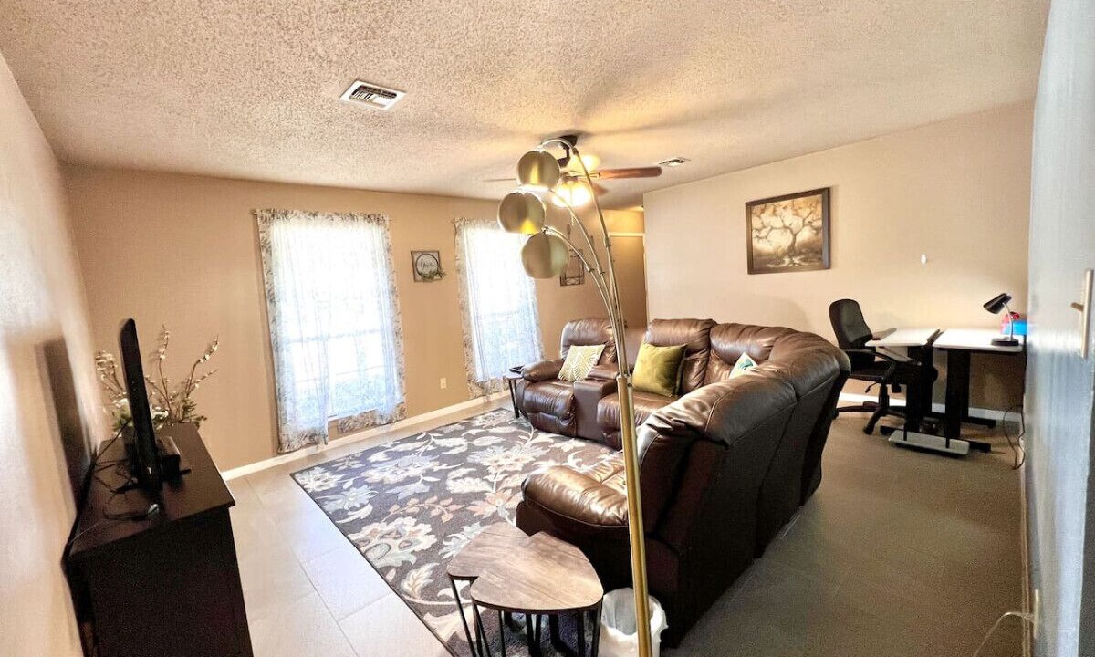 Photo of Livingroom in Temple