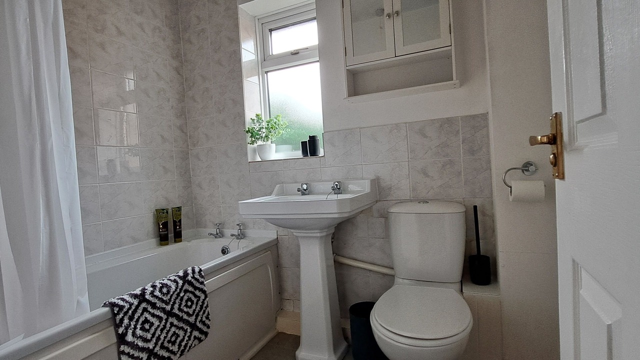 Photo of Bathroom in Sawtry