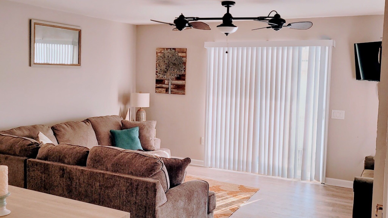 Photo of Livingroom in King Ferry