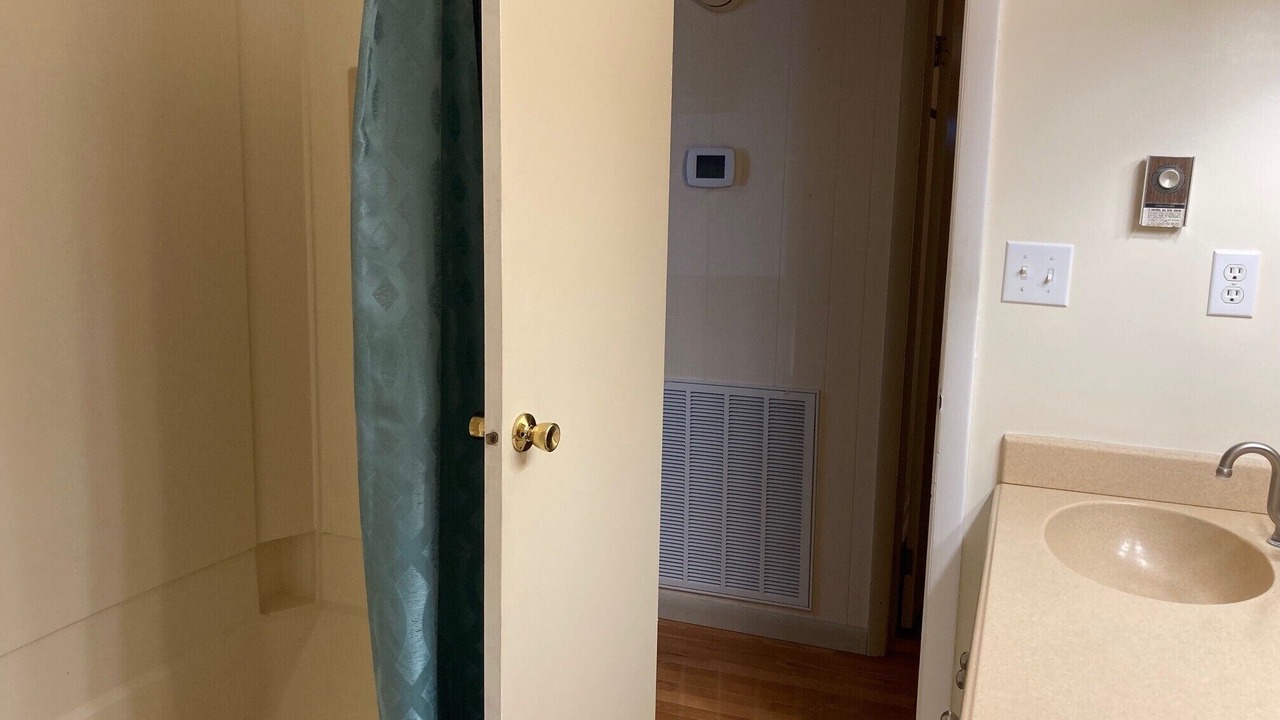 Photo of Bathroom in Falling Waters