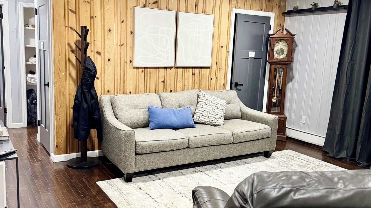 Photo of Livingroom in Vernon Valley