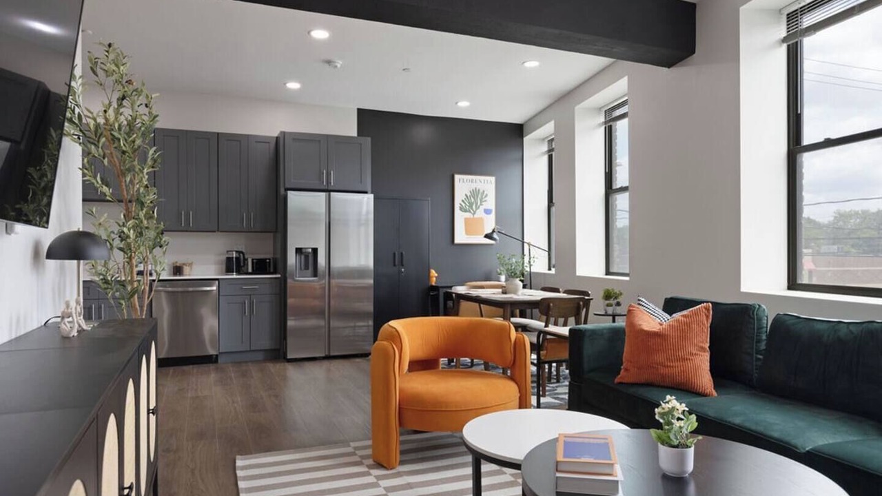 Photo of Livingroom in Cleveland