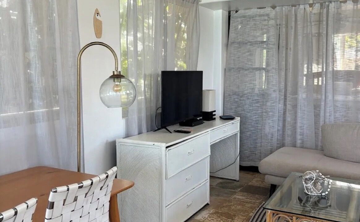 Photo of Livingroom in Pupukea