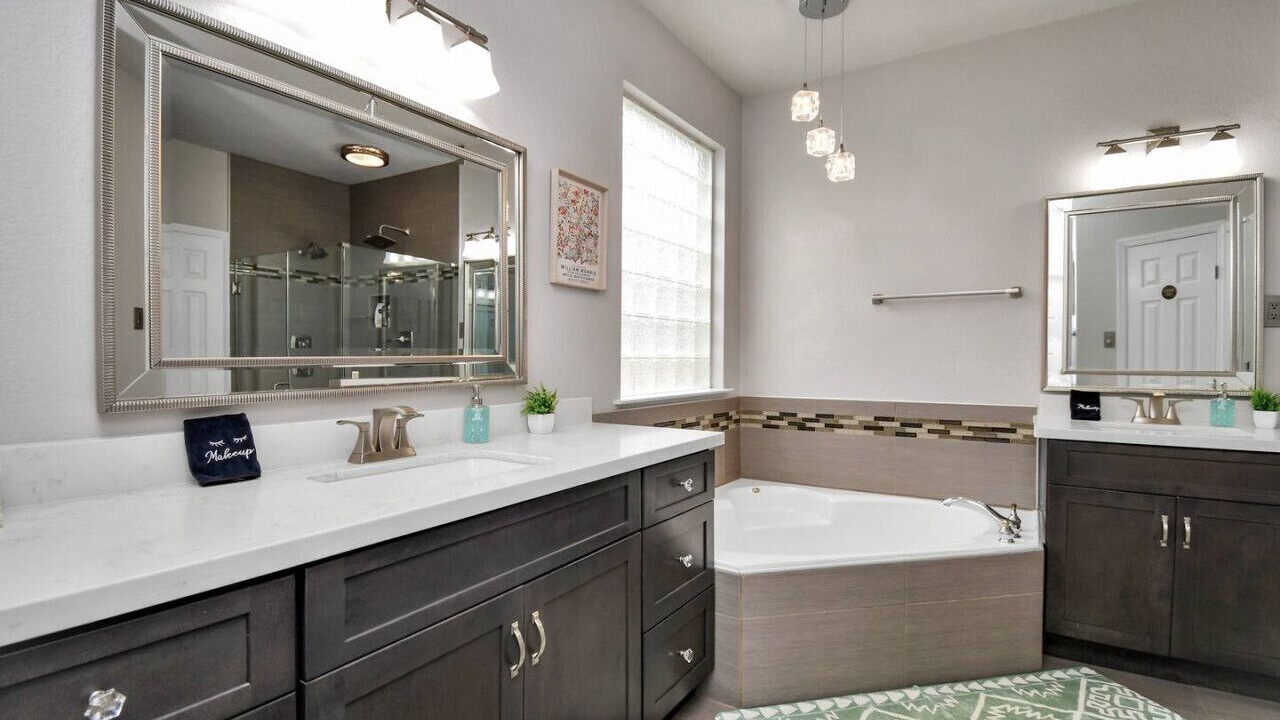 Photo of Bathroom in College Park