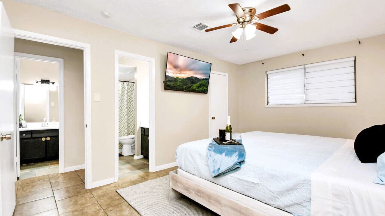 Photo of Bedroom in Meadows Place