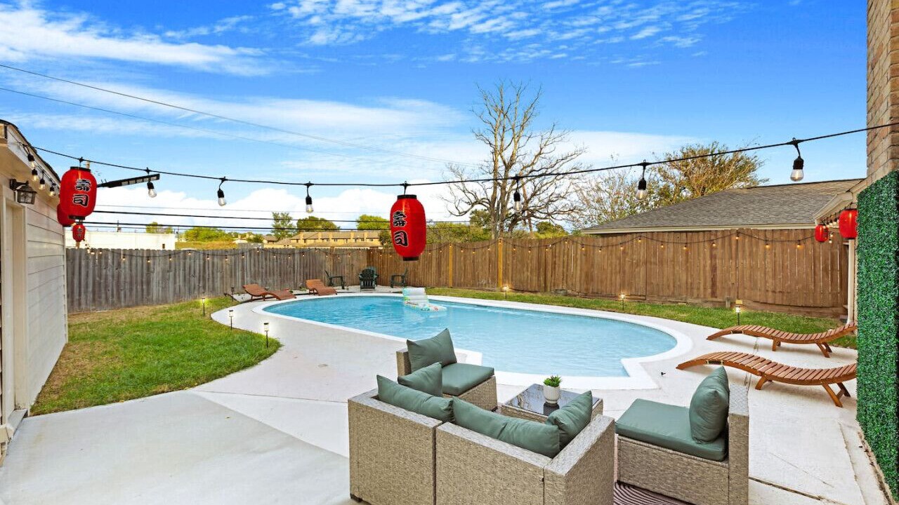 Photo of Outdoor in Meadows Place