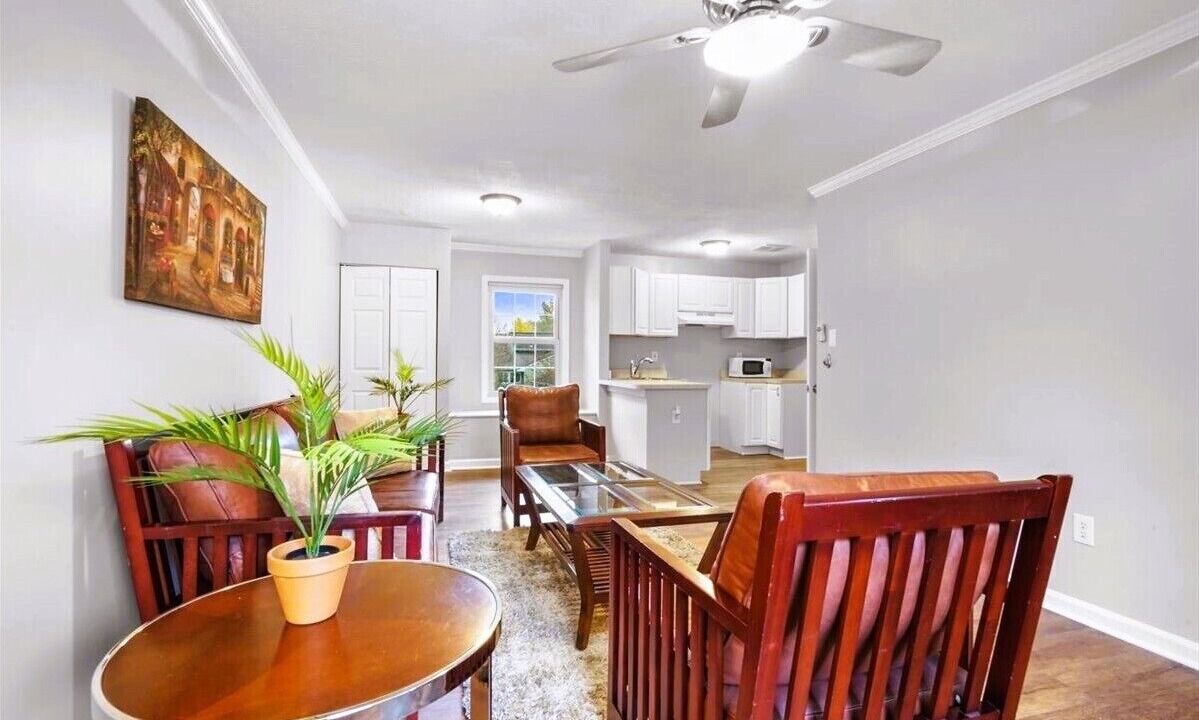 Photo of Livingroom in Fredericksburg