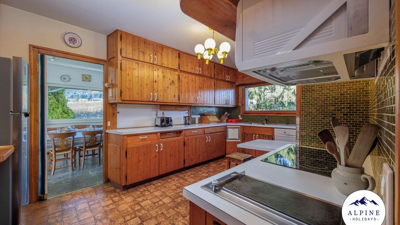 Photo of Kitchen in Demi-Quartier