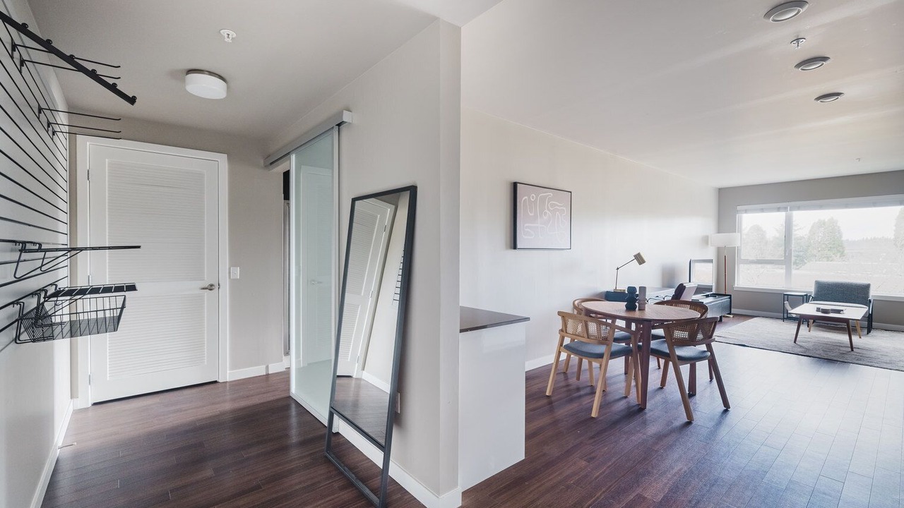 Photo of Others in Overlake