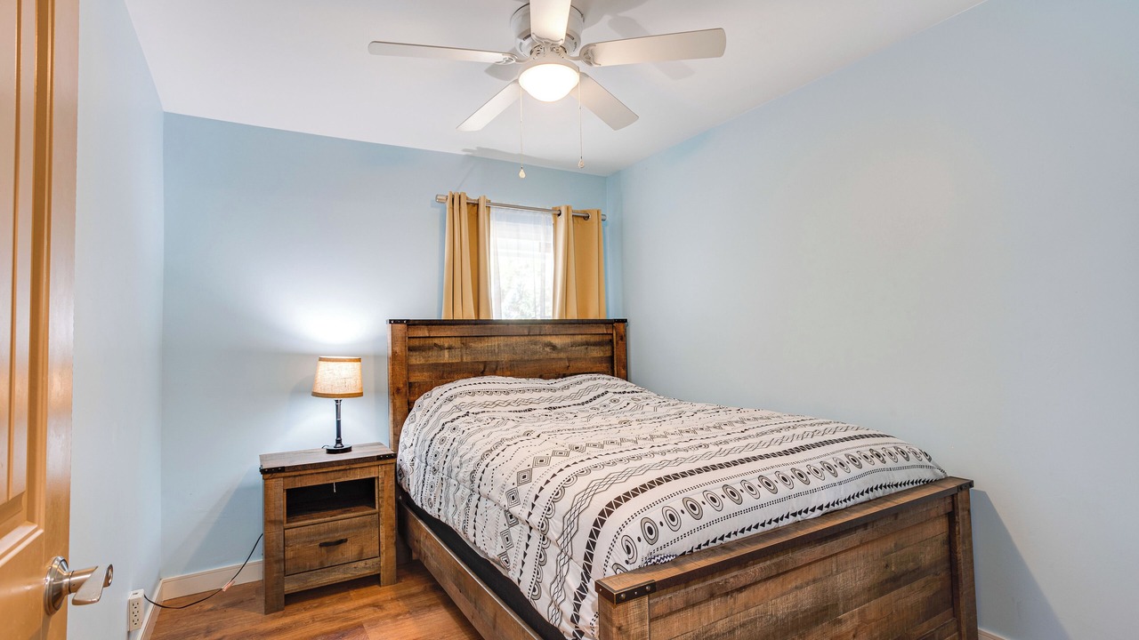 Photo of Bedroom in East Grove