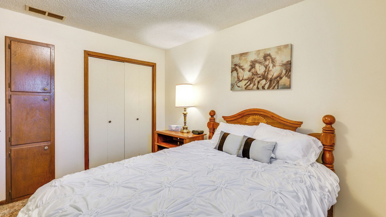 Photo of Bedroom in Hutchinson