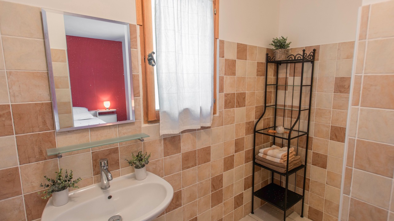 Photo of Bathroom in Tourtour