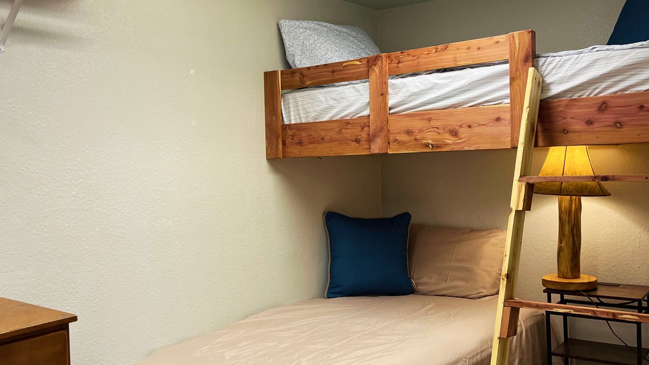 Photo of Bedroom in Hulbert