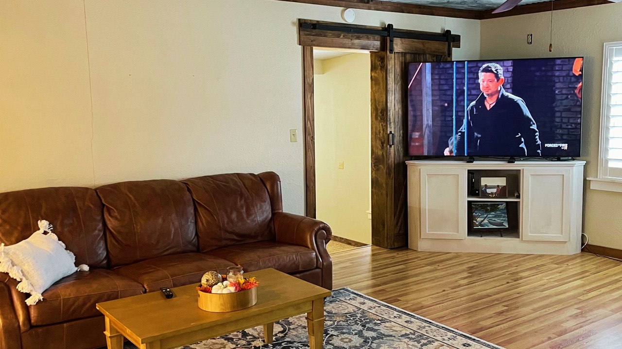 Photo of Livingroom in Hulbert