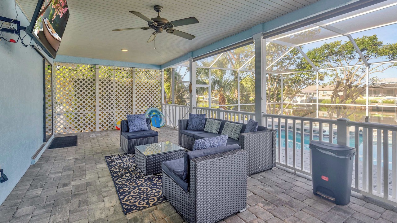 Photo of Others in Apollo Beach