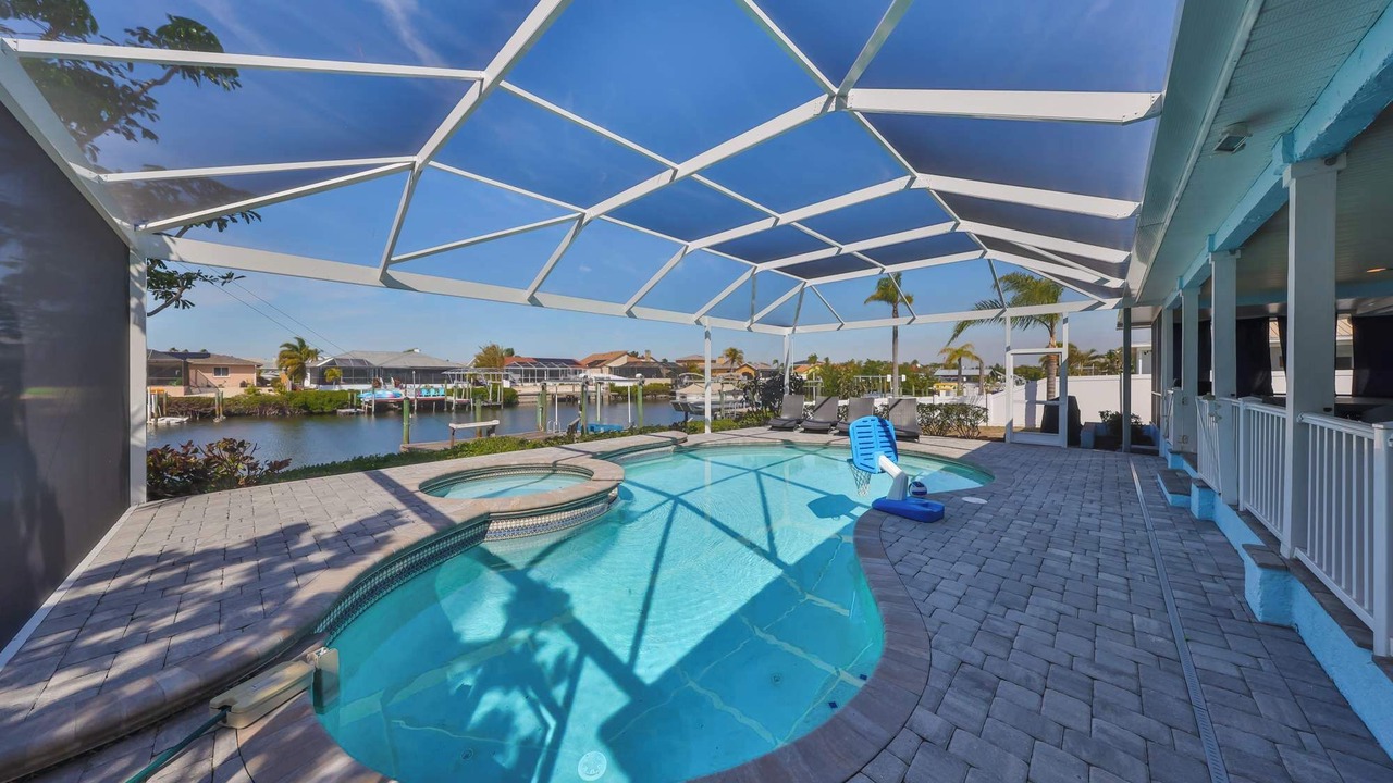 Photo of Outdoor in Apollo Beach